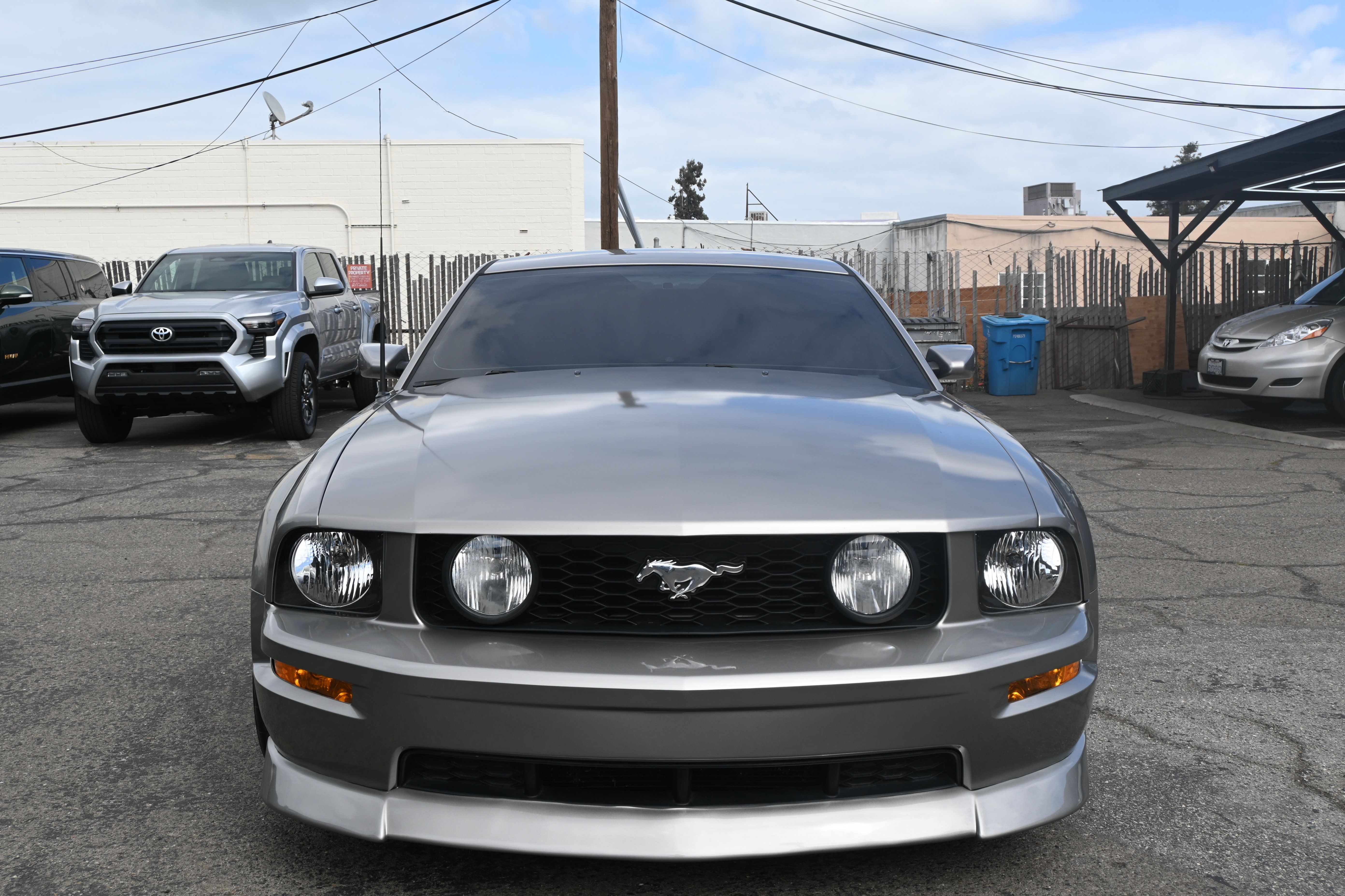 Used 2008 Ford Mustang GT RWD image 2