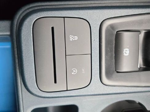 New 2026 Ford Maverick XLT image 19