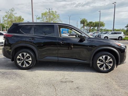 Used 2023 Nissan Rogue SV AWD/4WD image 8