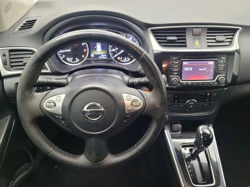 Used 2018 Nissan Sentra SR w/ SR Midnight Edition Package image 22