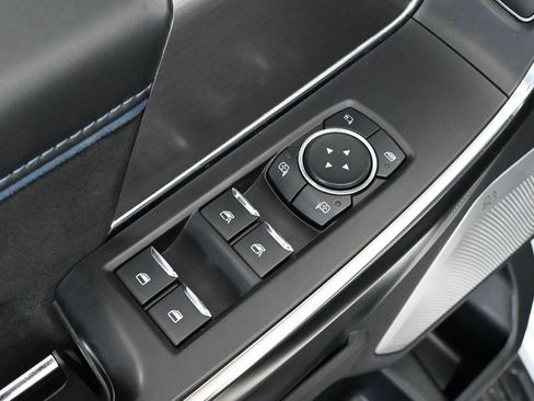 Used 2024 Ford F150 Platinum AWD/4WD image 20