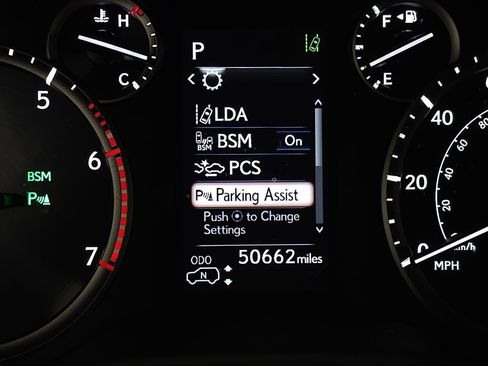 Certified 2022 Lexus GX 460 Luxury w/ Sport Design Package image 24