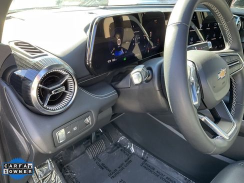 Used 2024 Chevrolet Blazer EV LT image 19