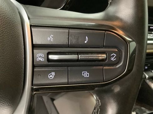 Used 2024 Chevrolet Colorado ZR2 w/ ZR2 Convenience Package III AWD/4WD image 17