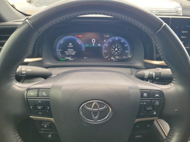 Used 2023 Toyota Crown AWD/4WD image 22