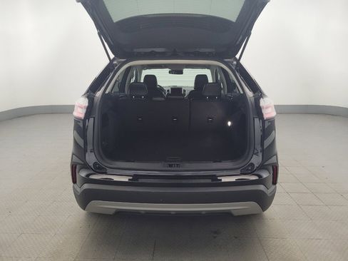 Used 2024 Ford Edge SEL image 29