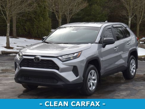 Used 2025 Toyota RAV4 LE image 3