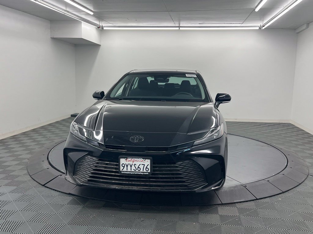 Used 2026 Toyota Camry LE w/ Convenience Package FWD image 4