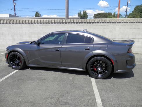 Used 2023 Dodge Charger SRT Hellcat w/ Harman/Kardon Audio Group image 6