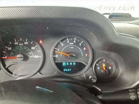 Used 2007 Jeep Wrangler X image 27