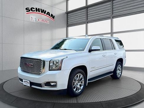 Used 2016 GMC Yukon Denali w/ Open Road Package AWD/4WD image 8