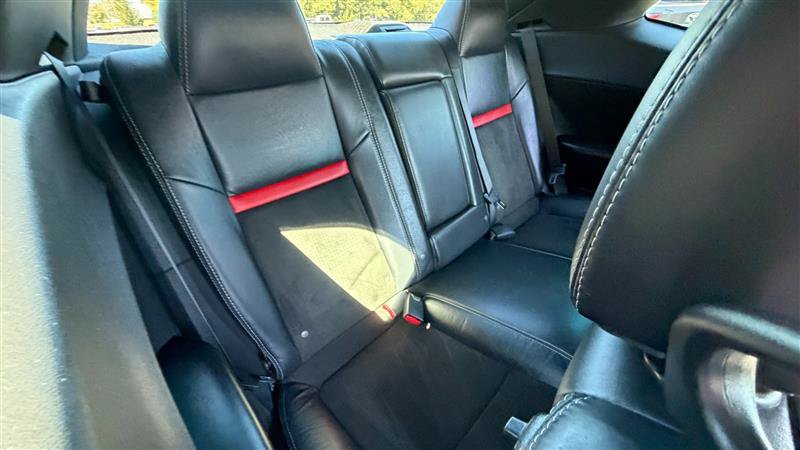 Used 2010 Dodge Challenger SRT8 w/ SRT Option Group II RWD image 9