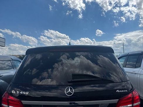 Used 2019 Mercedes-Benz GLS 450 4MATIC image 8