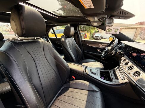 Used 2021 Mercedes-Benz E 350 4MATIC Sedan image 25