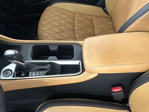 Used 2023 Nissan Sentra SV w/ SV Premium Package image 31