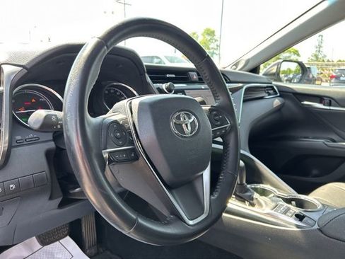 Used 2018 Toyota Camry XLE w/ Audio Package FWD image 31