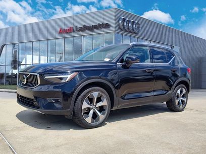 Used 2025 Volvo XC40 B5 Plus