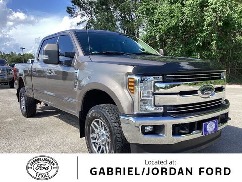 Used 2019 Ford F250 Lariat w/ Lariat Value Package AWD/4WD image 1