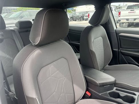 Used 2025 Volkswagen Jetta Sport FWD image 27
