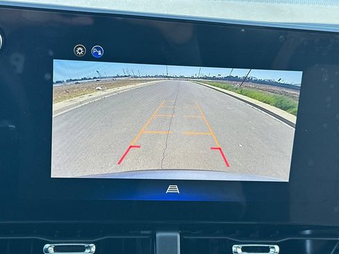 Used 2026 Chevrolet Equinox ACTIV AWD/4WD image 20