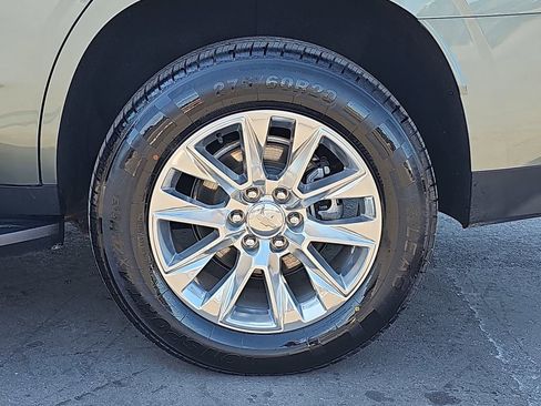 Used 2024 Chevrolet Tahoe Premier RWD image 38
