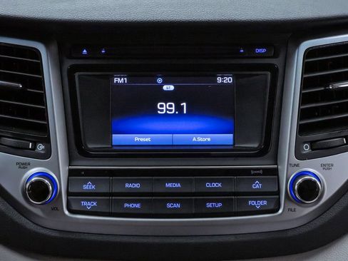 Used 2017 Hyundai Tucson Sport FWD image 15