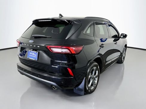 Used 2024 Ford Escape ST-Line w/ Tech Pack #1 AWD/4WD image 8