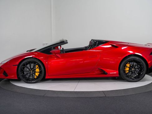 Used 2021 Lamborghini Huracan EVO AWD/4WD image 6