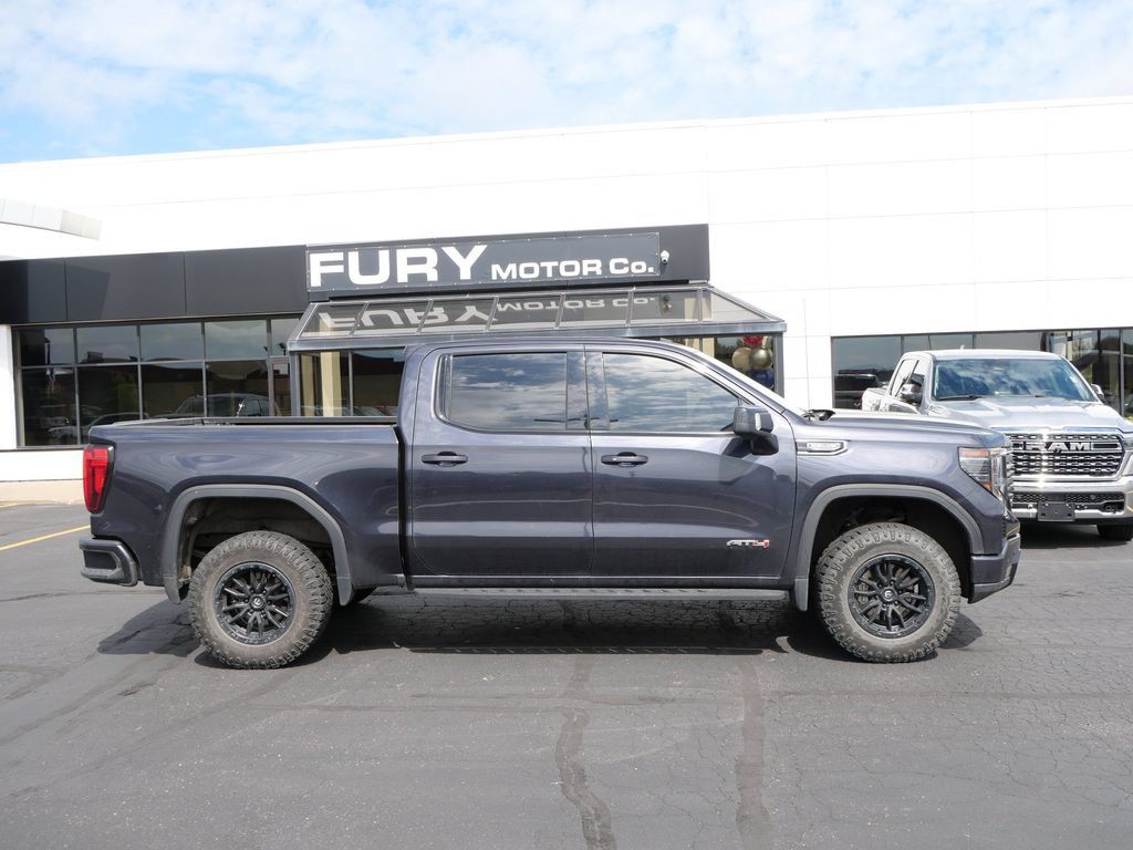 Certified 2022 GMC Sierra 1500 AT4 w/ AT4 Premium Package AWD/4WD image 1