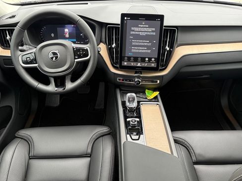 New 2026 Volvo XC60 B5 Ultra w/ Protection Package Premier image 10
