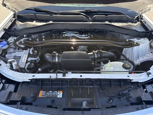 Used 2025 Ford Explorer Platinum w/ Ultimate Package image 48