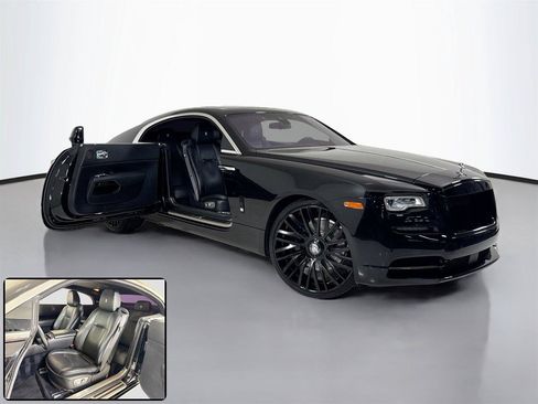 Used 2014 Rolls-Royce Wraith RWD image 2