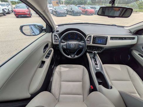 Used 2018 Honda HR-V EX-L image 18