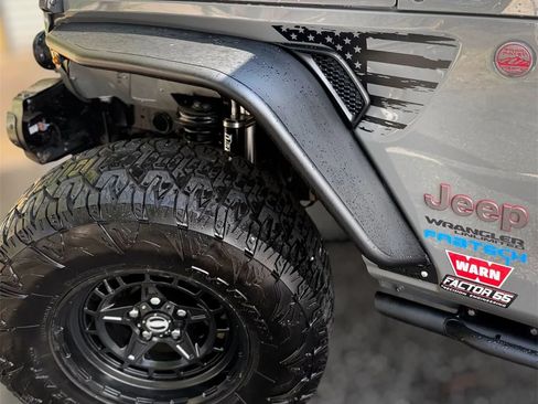 Used 2020 Jeep Wrangler Unlimited Rubicon w/ Steel Bumper Group AWD/4WD image 16