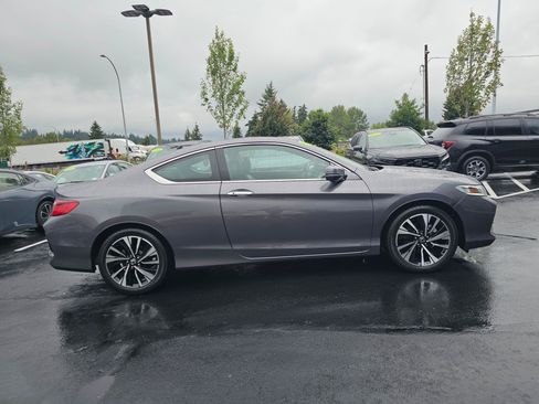 Used 2017 Honda Accord EX-L image 8