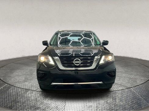 Used 2020 Nissan Pathfinder S image 3