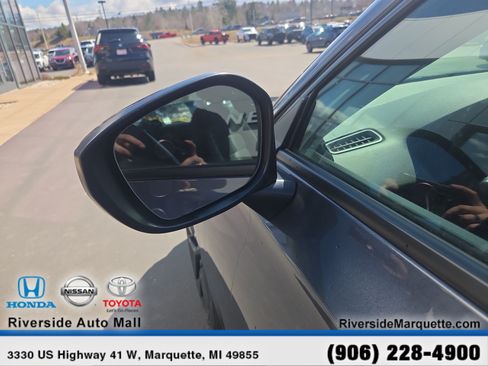 Used 2022 Honda Civic Sport image 5