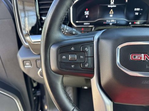 Certified 2025 GMC Sierra 1500 SLT image 23