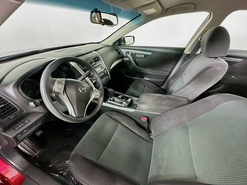 Used 2013 Nissan Altima 2.5 S FWD image 26