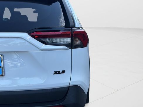Used 2023 Toyota RAV4 XLE FWD image 38