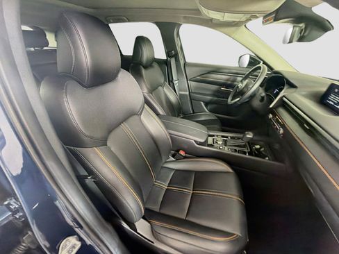 Used 2025 MAZDA CX-50 AWD 2.5 Hybrid w/ Premium Pkg image 32