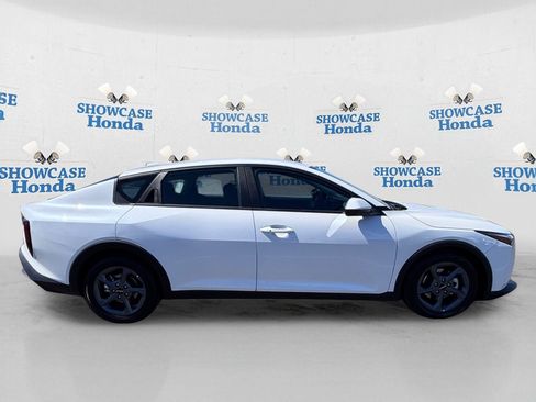 Used 2025 Kia K4 FWD image 9