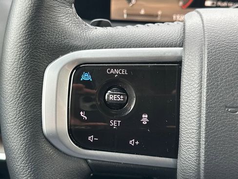 Used 2025 Nissan Armada Platinum w/ Convenience Package image 17