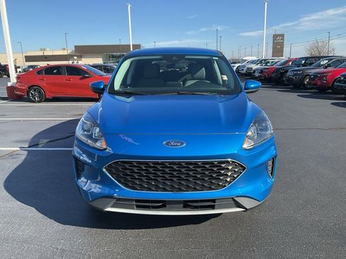 Used 2021 Ford Escape SE image 21