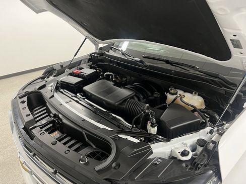 Used 2023 Chevrolet Suburban Premier image 65