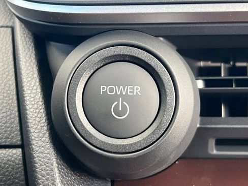 New 2026 Toyota Prius Plug-In Hybrid FWD image 24