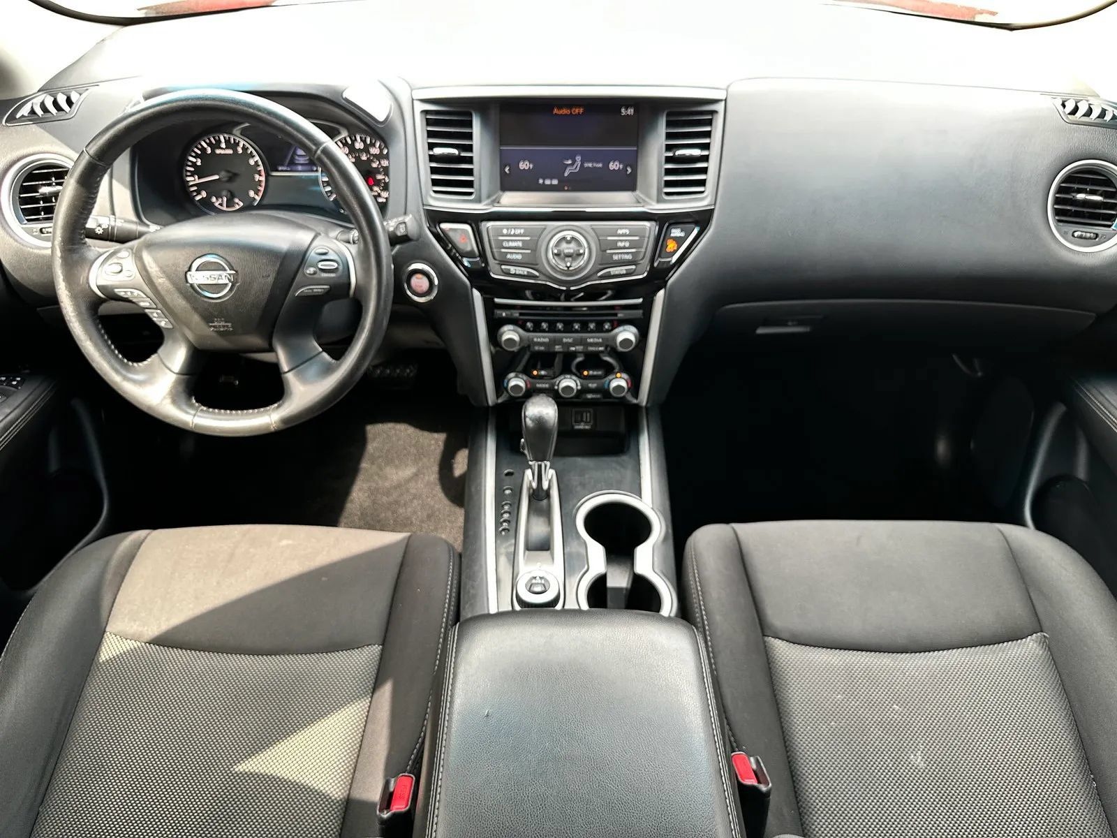 Used 2020 Nissan Pathfinder SV AWD/4WD image 25
