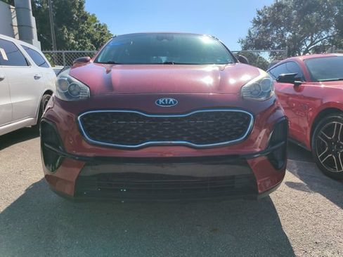 Used 2022 Kia Sportage LX FWD image 2