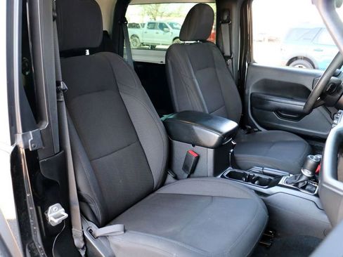 Used 2022 Jeep Wrangler Sport image 26