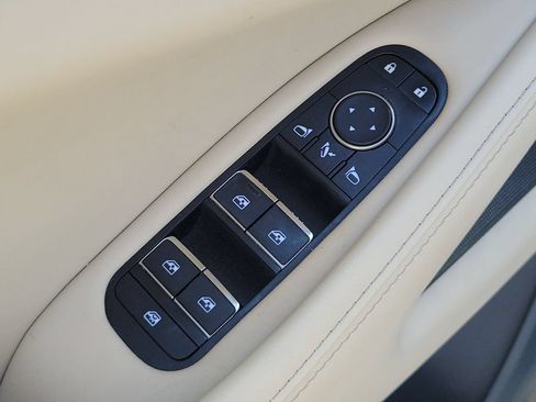 Used 2023 INFINITI QX60 Luxe AWD/4WD image 21